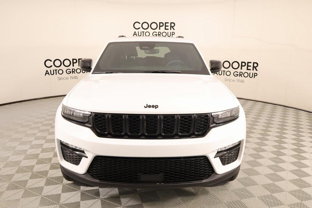 used 2024 Jeep Grand Cherokee car, priced at $41,623