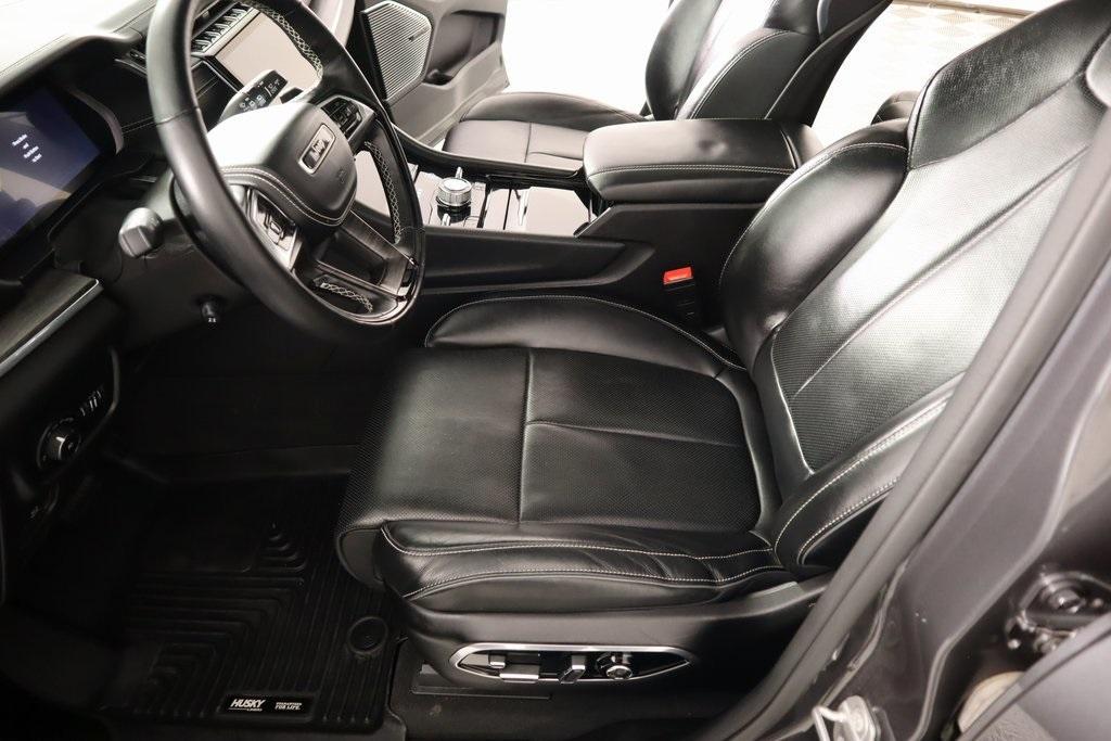 used 2022 Jeep Grand Cherokee car, priced at $32,808