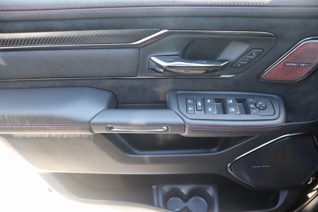 new 2025 Ram 1500 car, priced at $85,615
