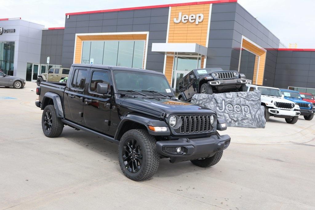 new 2025 Jeep Gladiator car, priced at $35,006