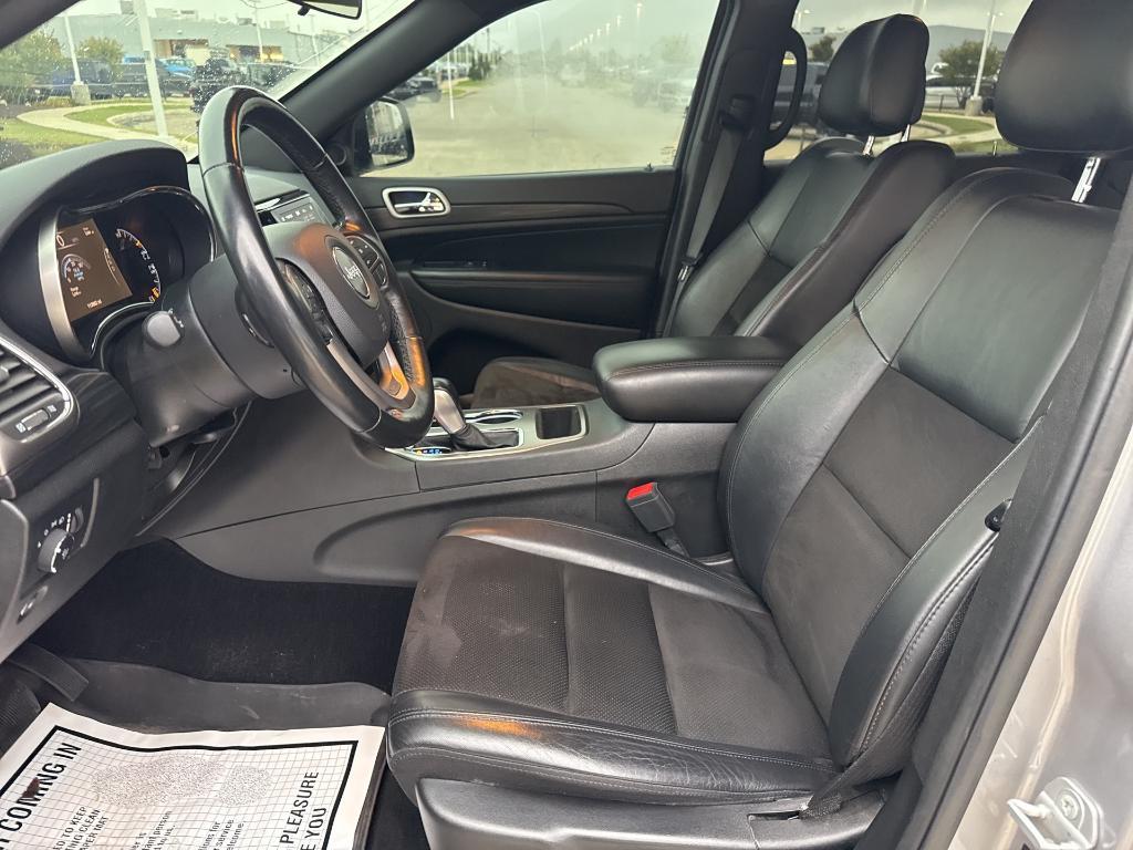 used 2021 Jeep Grand Cherokee car, priced at $22,689