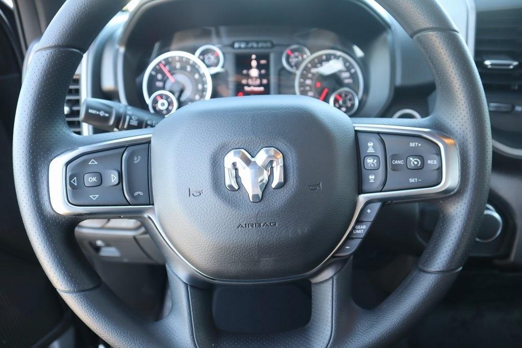 new 2025 Ram 1500 car, priced at $41,487