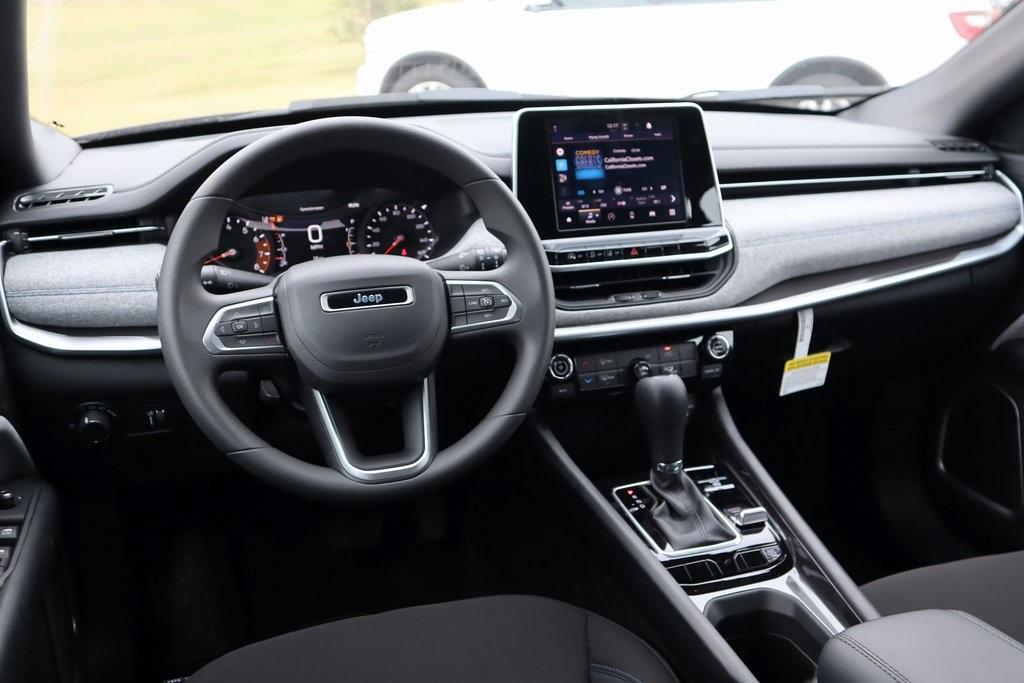 new 2025 Jeep Compass car, priced at $22,272