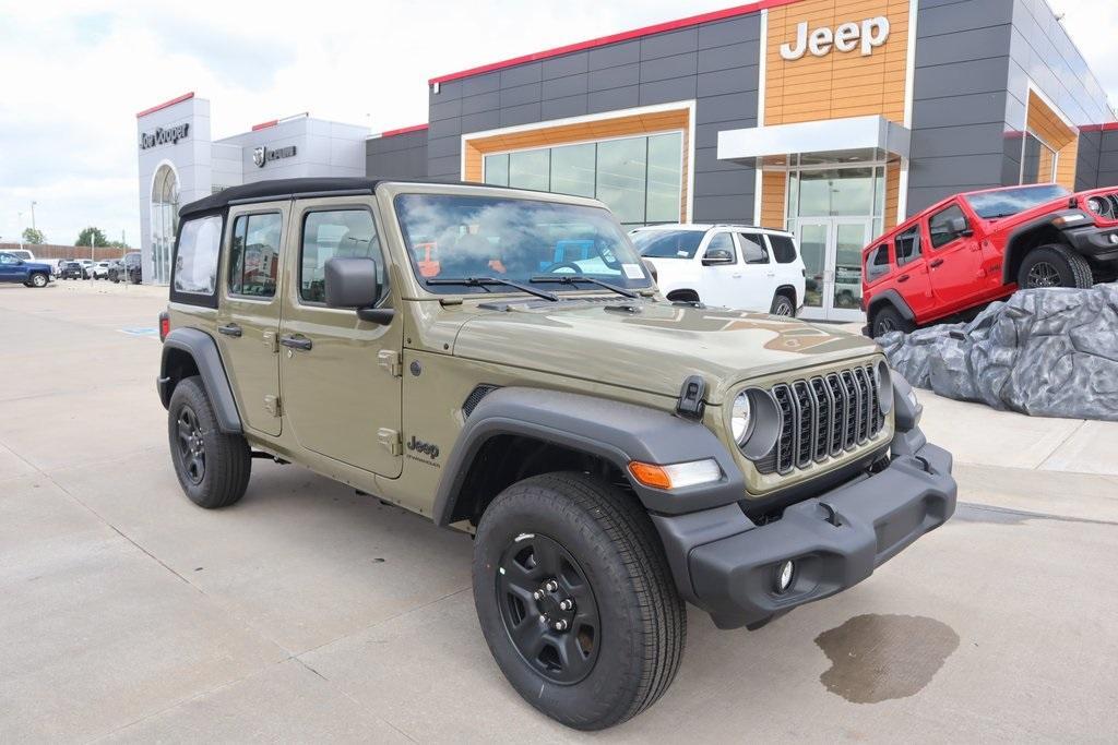 new 2025 Jeep Wrangler car, priced at $31,685