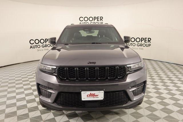 used 2022 Jeep Grand Cherokee car, priced at $29,979