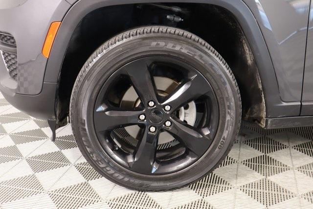 used 2022 Jeep Grand Cherokee car, priced at $29,979