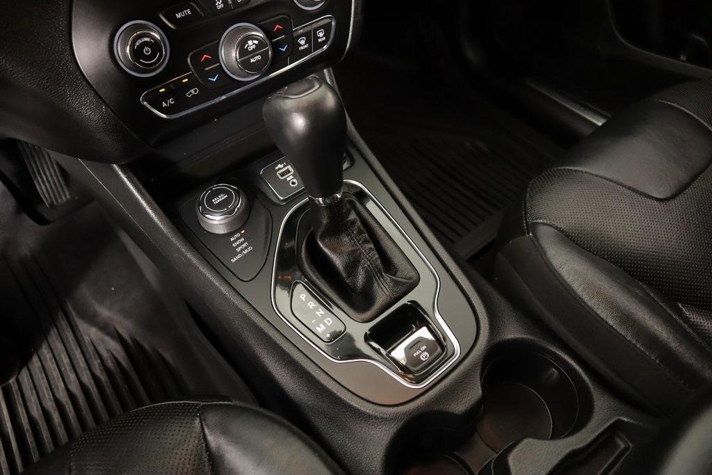 used 2020 Jeep Cherokee car, priced at $19,929