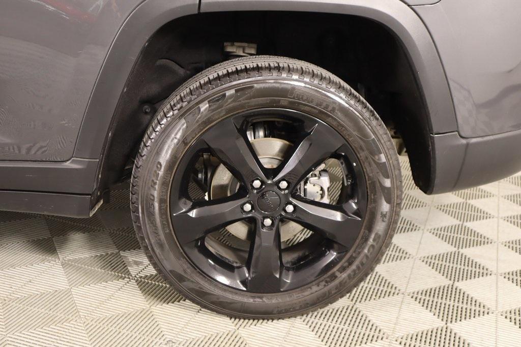 used 2024 Jeep Grand Cherokee car, priced at $34,773