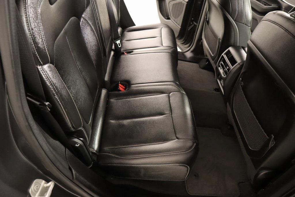 used 2024 Jeep Grand Cherokee car, priced at $34,773
