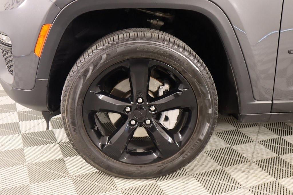 used 2024 Jeep Grand Cherokee car, priced at $34,773