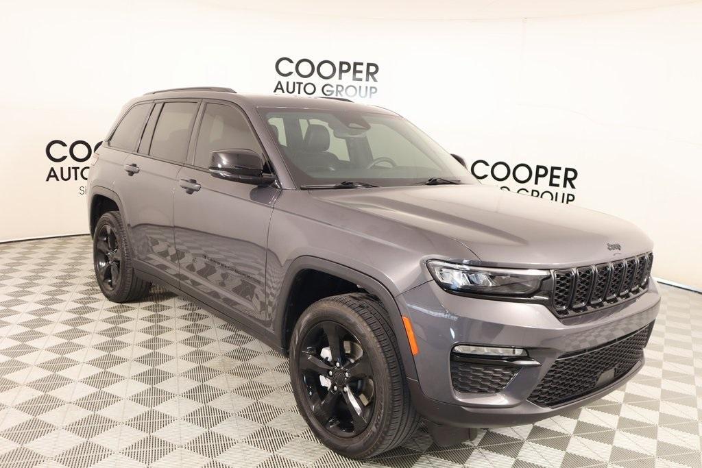used 2024 Jeep Grand Cherokee car, priced at $34,773