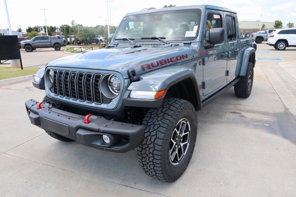 new 2025 Jeep Gladiator car, priced at $52,246
