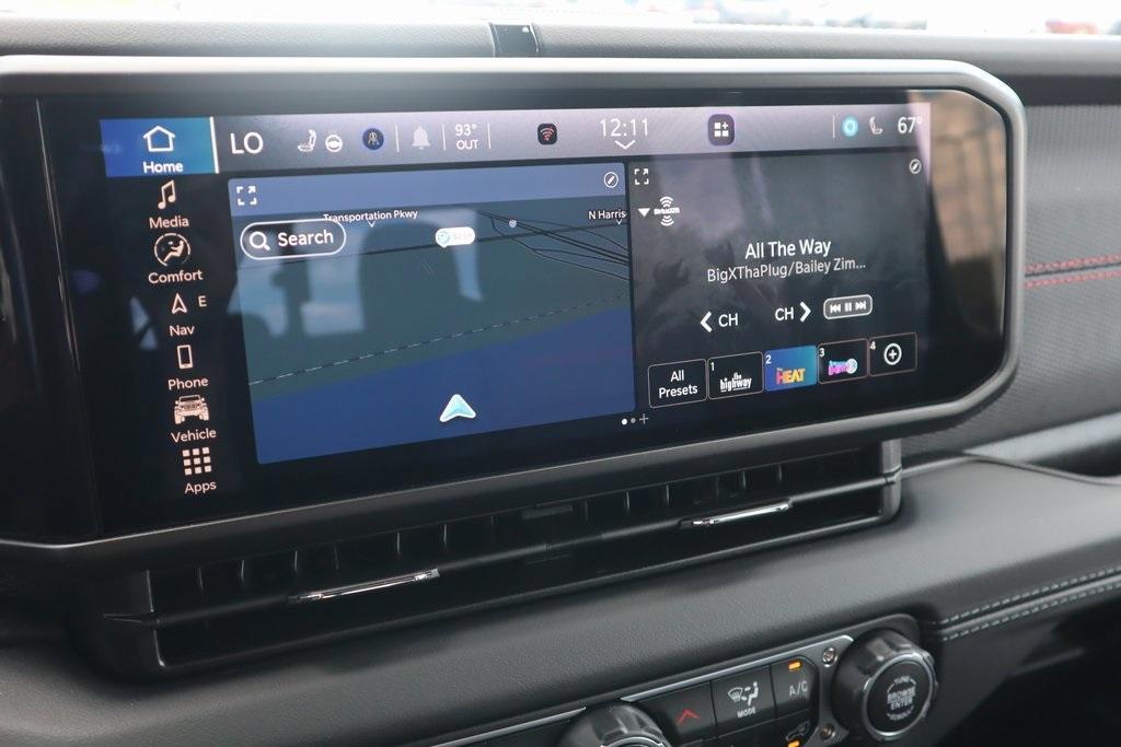 new 2025 Jeep Gladiator car, priced at $52,246