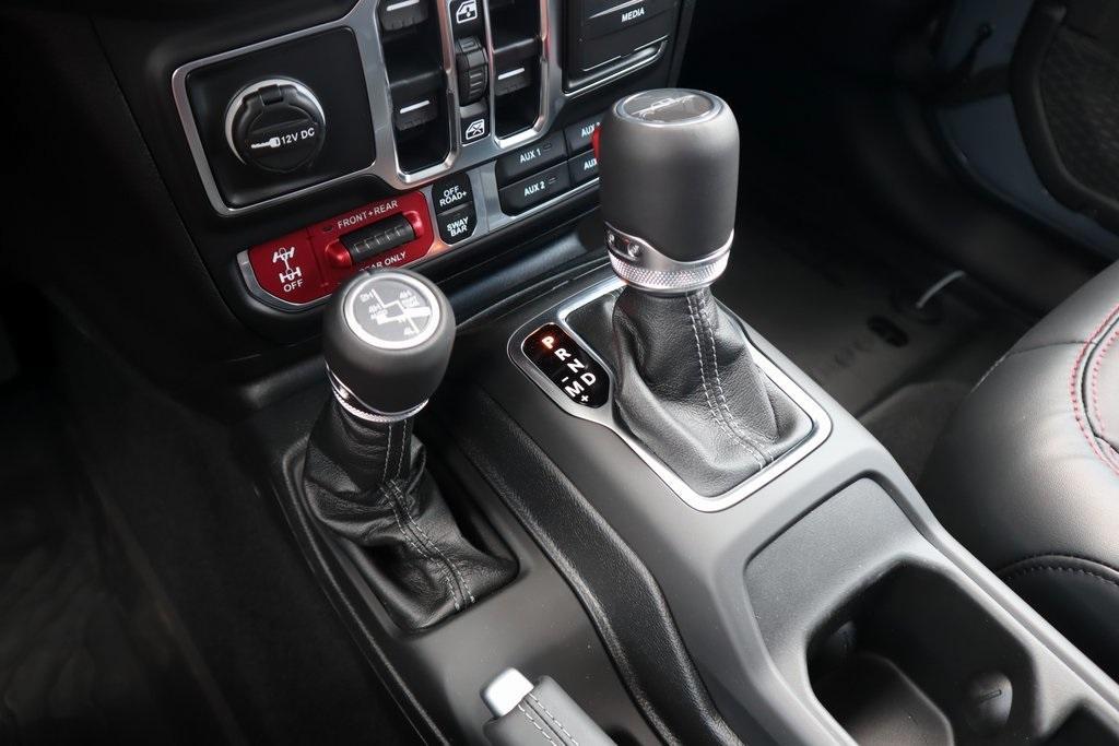 new 2025 Jeep Gladiator car, priced at $52,246