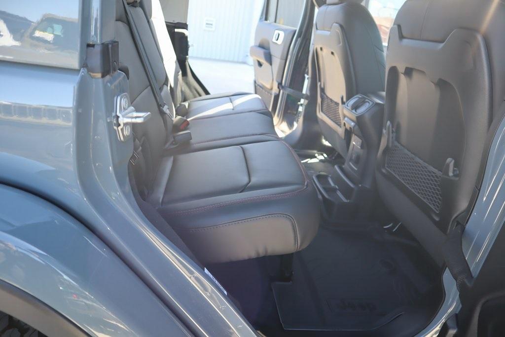 new 2025 Jeep Wrangler car, priced at $56,884