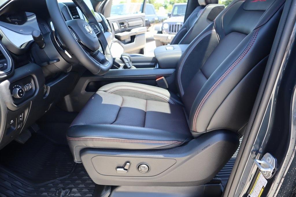 new 2025 Ram 1500 car, priced at $58,287