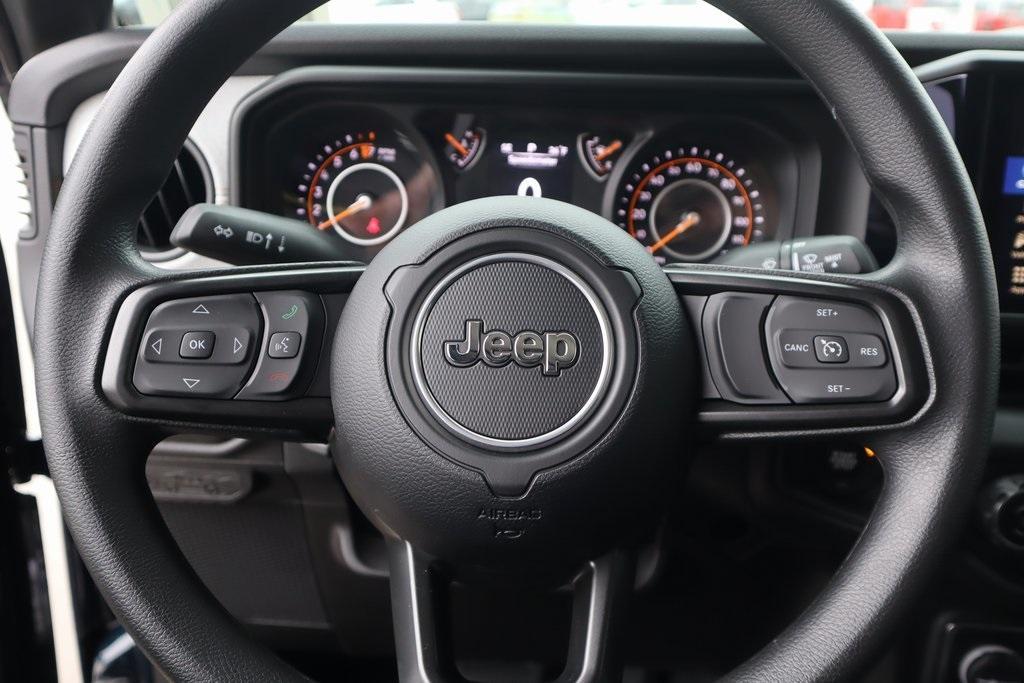 new 2025 Jeep Gladiator car, priced at $35,234