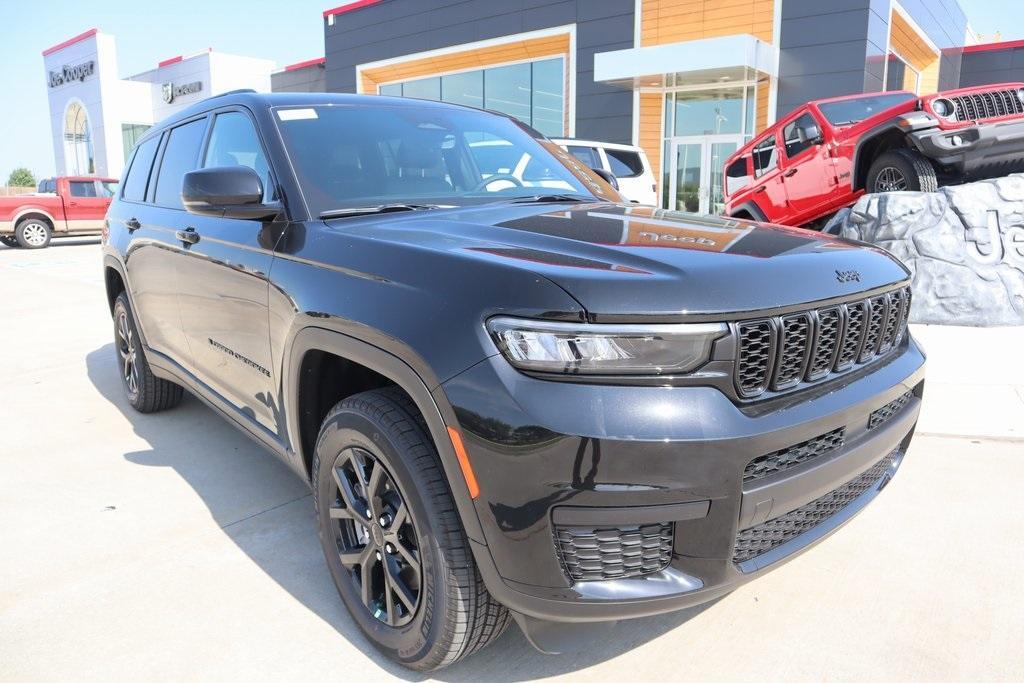 new 2025 Jeep Grand Cherokee L car, priced at $39,854