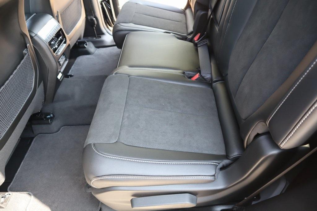 new 2025 Jeep Grand Cherokee L car, priced at $39,854