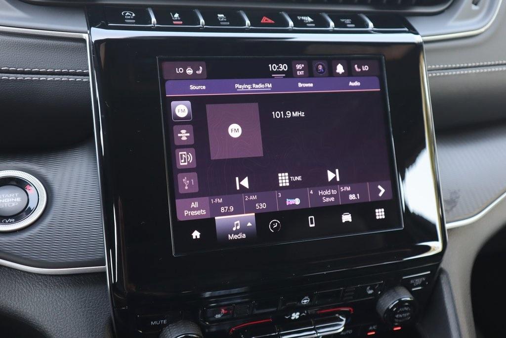new 2025 Jeep Grand Cherokee L car, priced at $39,854