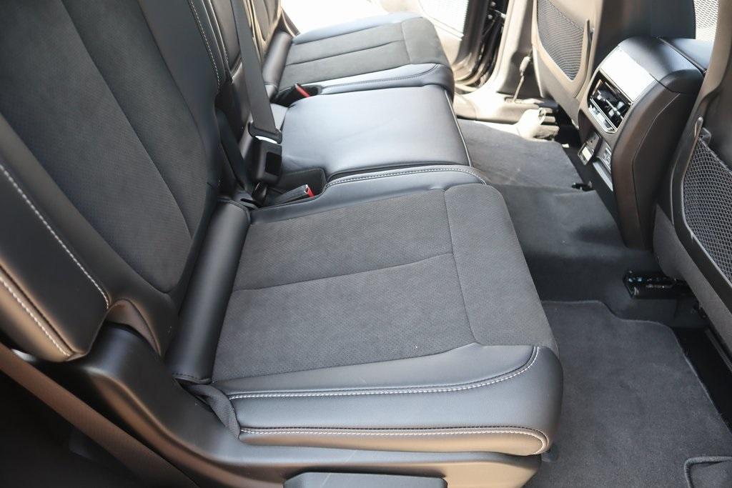 new 2025 Jeep Grand Cherokee L car, priced at $39,854