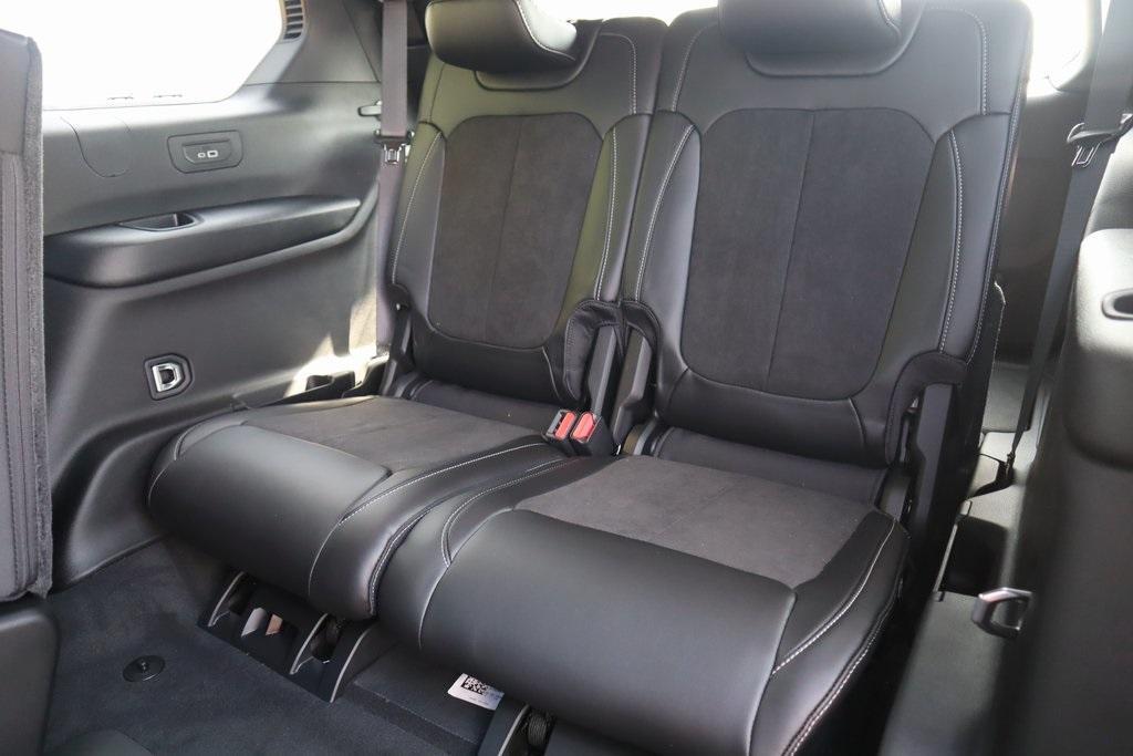 new 2025 Jeep Grand Cherokee L car, priced at $39,854