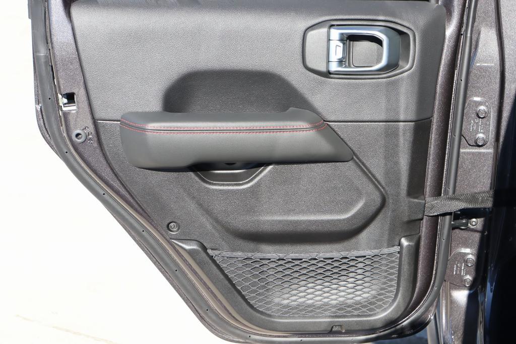 new 2025 Jeep Wrangler car, priced at $56,427