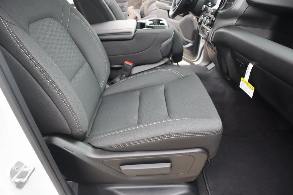 new 2025 Ram 1500 car, priced at $41,269
