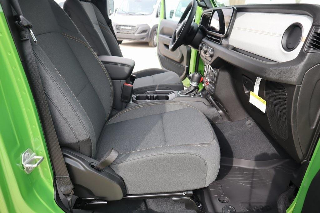 new 2025 Jeep Wrangler car, priced at $49,227