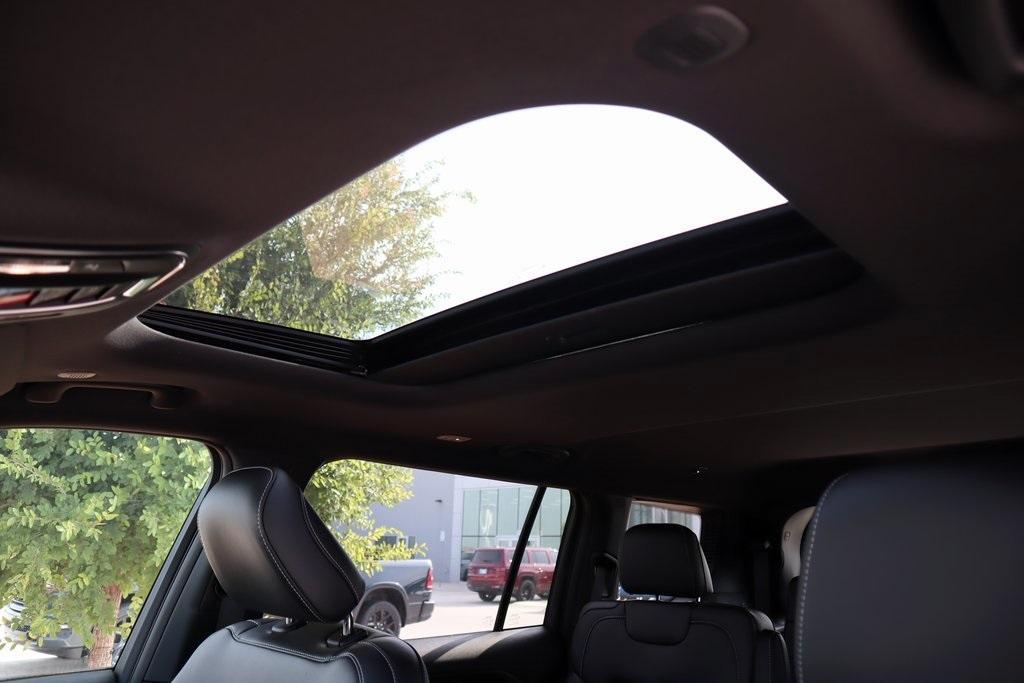 new 2025 Jeep Grand Cherokee L car, priced at $39,201