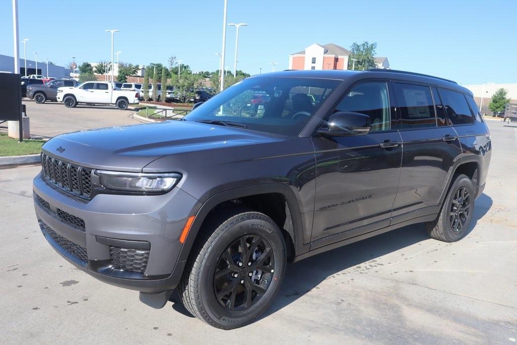 new 2025 Jeep Grand Cherokee L car, priced at $41,524