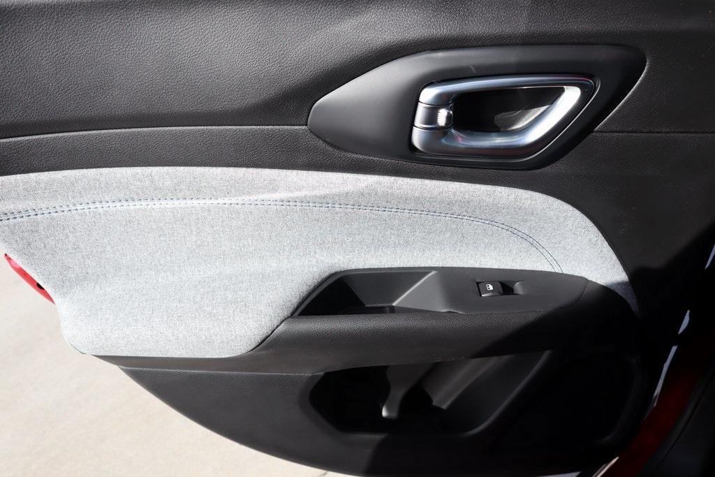 new 2025 Jeep Compass car, priced at $26,602
