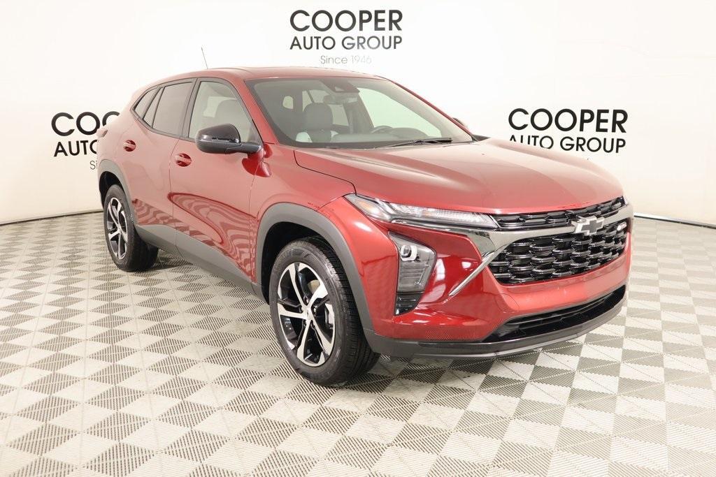 used 2025 Chevrolet Trax car, priced at $25,199