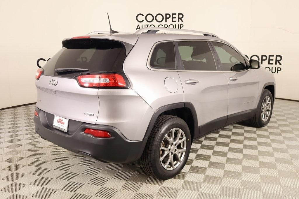 used 2018 Jeep Cherokee car, priced at $16,016