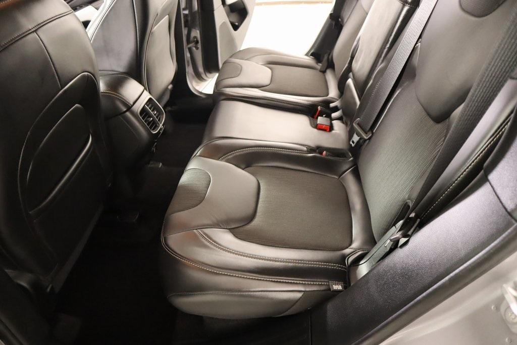 used 2018 Jeep Cherokee car, priced at $16,016