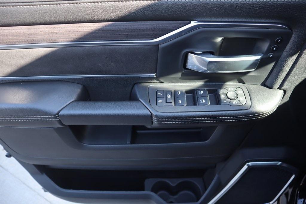 new 2025 Ram 3500 car, priced at $75,570
