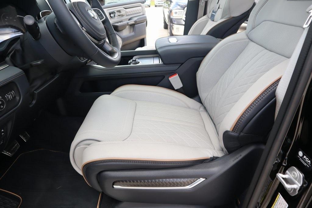 new 2025 Ram 1500 car, priced at $79,927