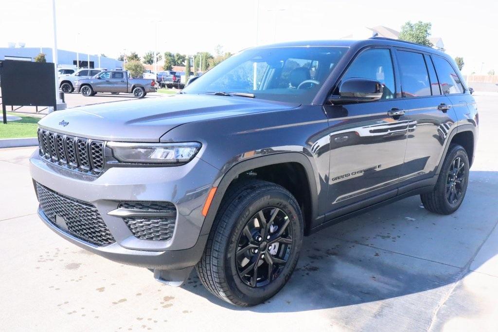 new 2025 Jeep Grand Cherokee car, priced at $38,499