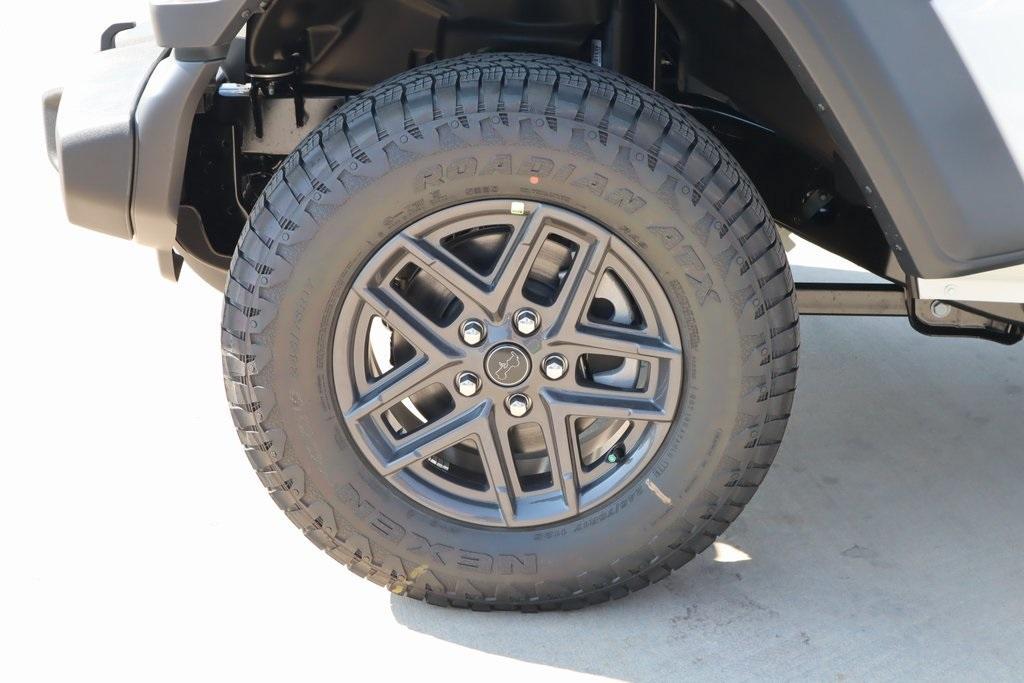 new 2025 Jeep Wrangler car, priced at $47,227