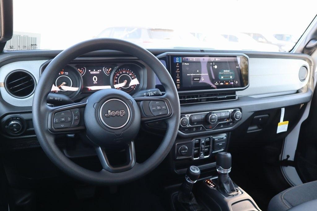 new 2025 Jeep Gladiator car, priced at $37,324