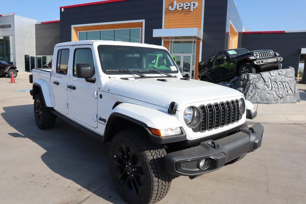 new 2025 Jeep Gladiator car, priced at $37,324