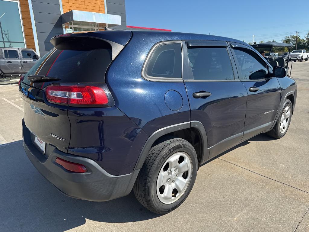 used 2015 Jeep Cherokee car, priced at $6,877