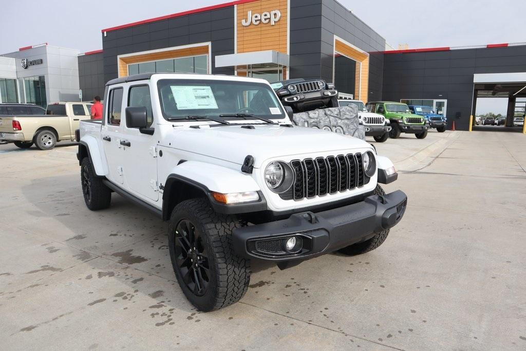 new 2025 Jeep Gladiator car, priced at $36,063