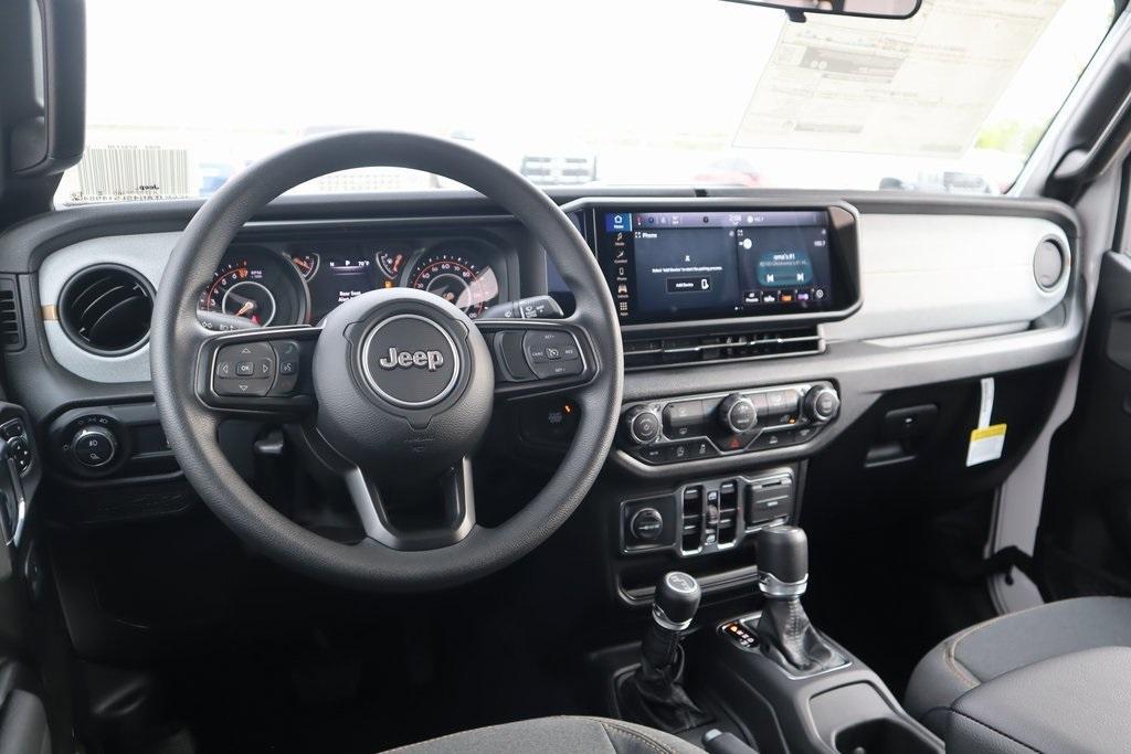 new 2025 Jeep Gladiator car, priced at $36,063