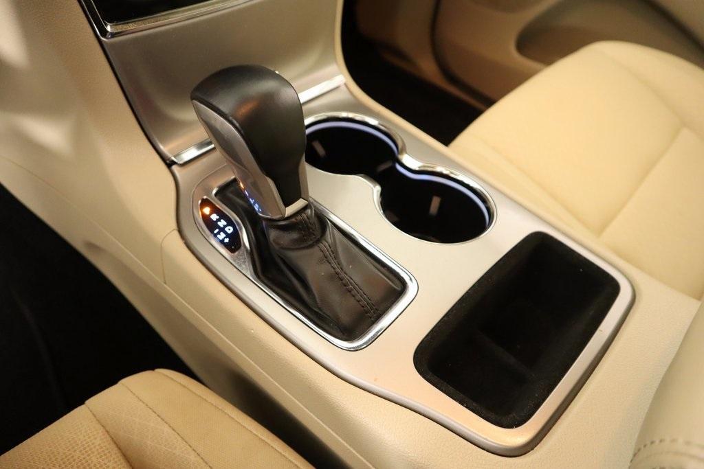 used 2022 Jeep Grand Cherokee WK car, priced at $24,692