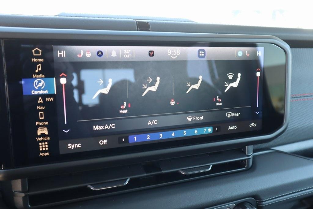 new 2025 Jeep Gladiator car, priced at $45,759