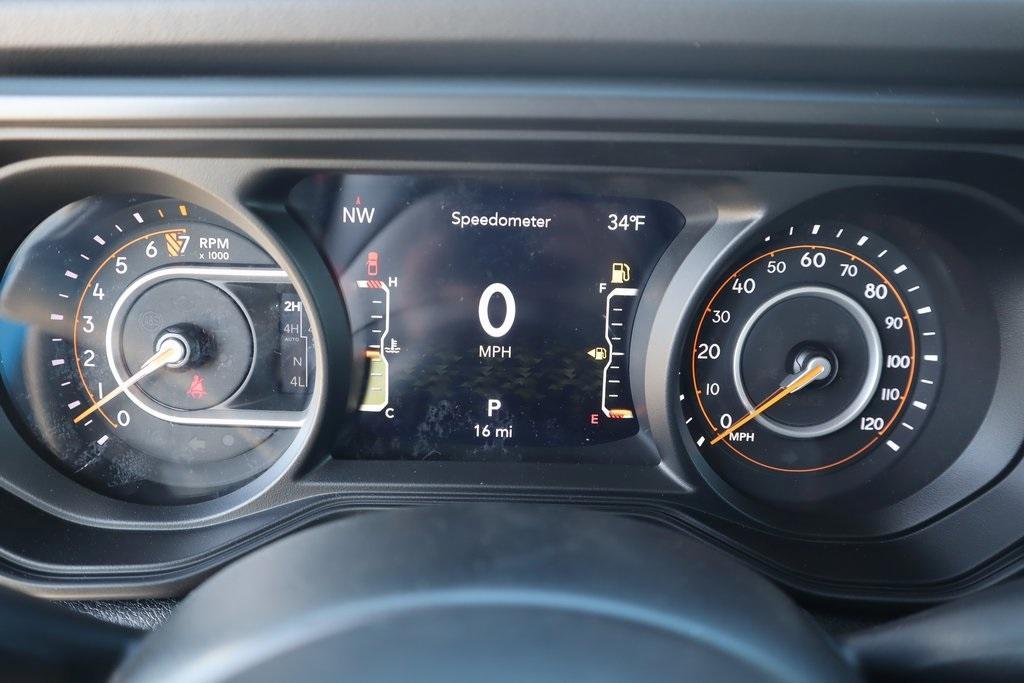 new 2025 Jeep Gladiator car, priced at $45,759