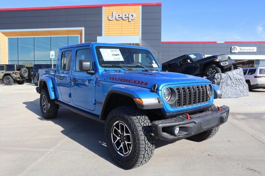 new 2025 Jeep Gladiator car, priced at $45,759