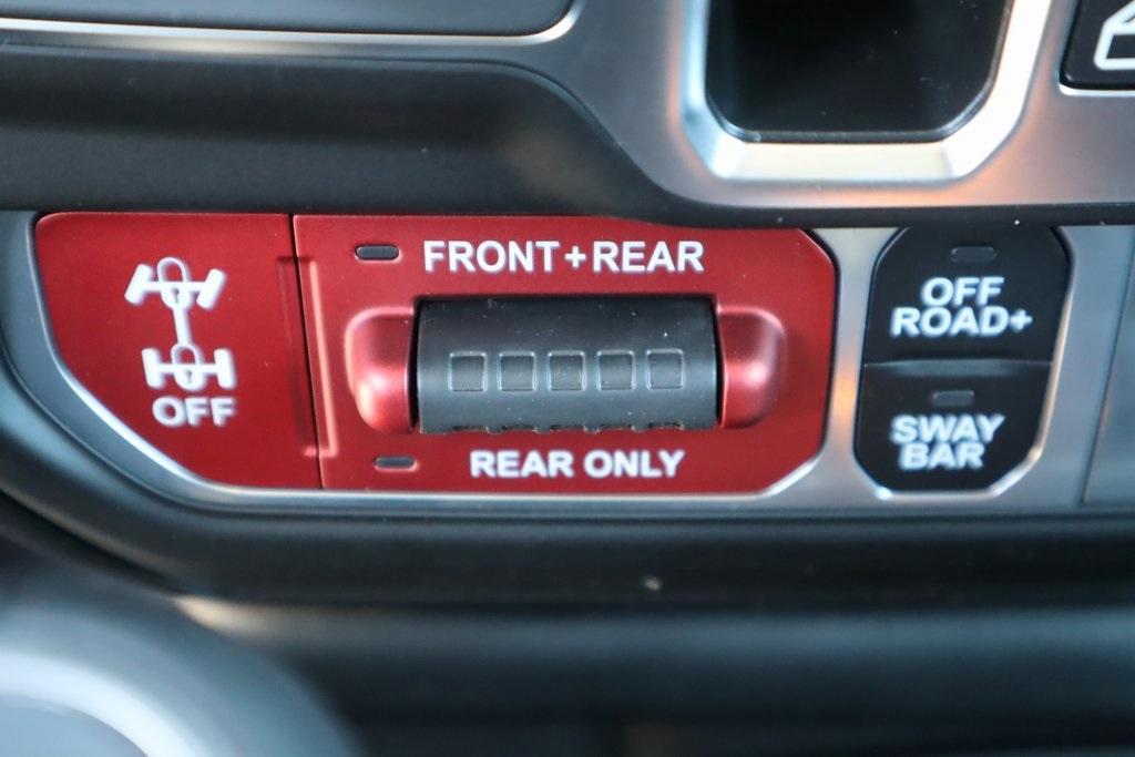 new 2025 Jeep Gladiator car, priced at $45,759