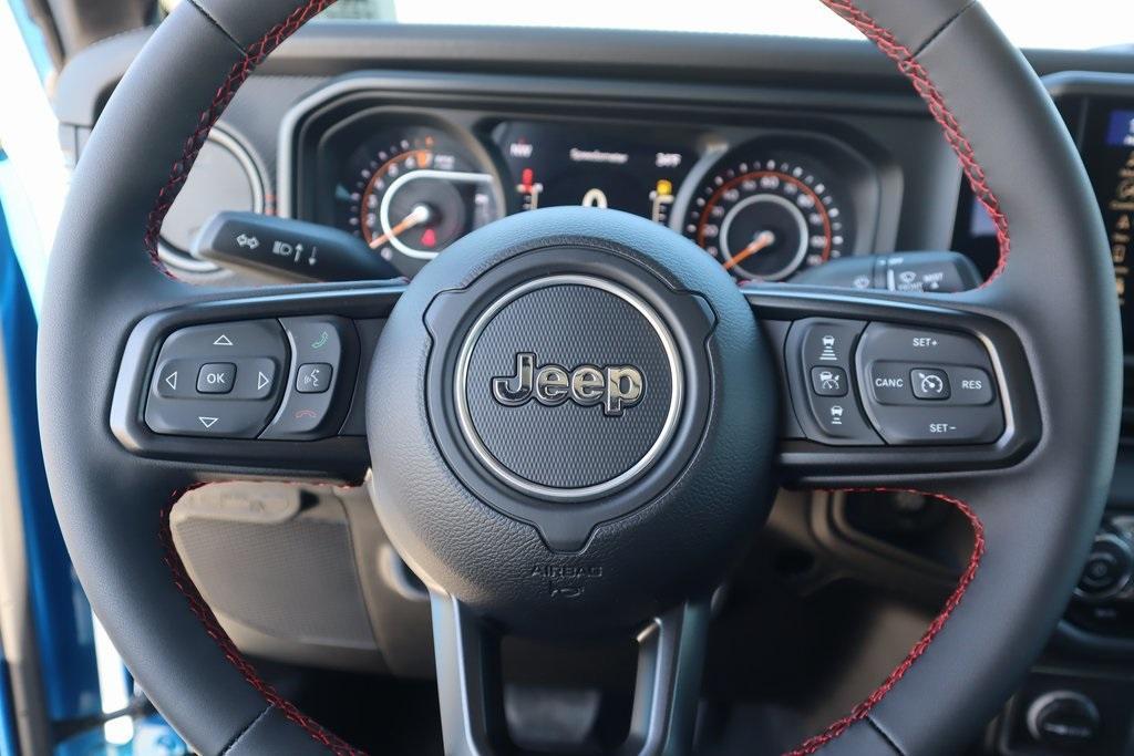 new 2025 Jeep Gladiator car, priced at $45,759